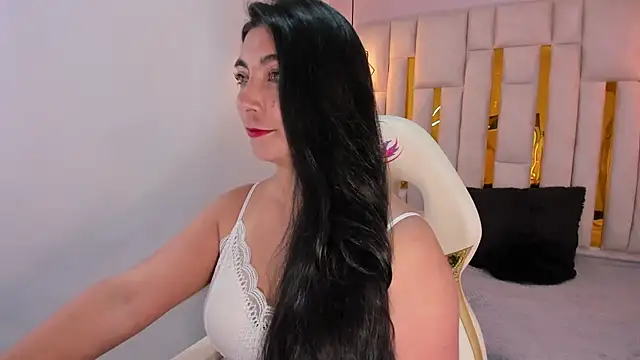 Snapshot of Karla_hernandez_ chatting on February 17, 2025, 11:13 am Karla hernandez online show from February 17, 2025, 11:13 am