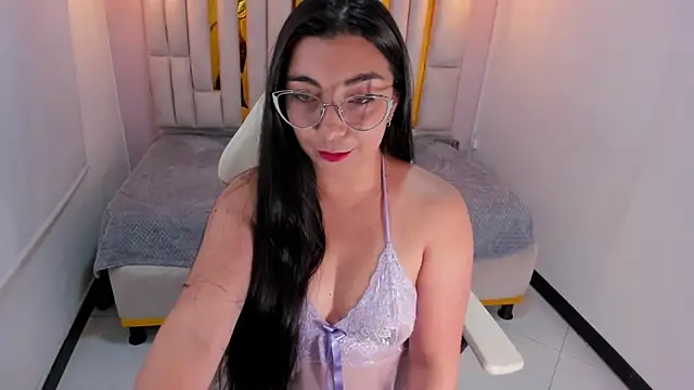 Snapshot of Karla_hernandez_ chatting on February 28, 2025, 11:14 am Karla hernandez online show from February 28, 2025, 11:14 am