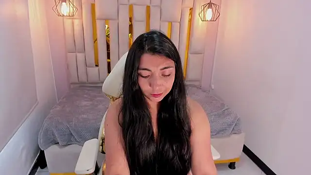 Snapshot of Karla_hernandez_ chatting on March 1, 2025, 5:16 pm Karla hernandez online show from March 1, 2025, 5:16 pm