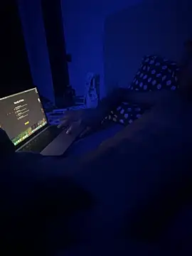 Snapshot of LukonPorn chatting on February 17, 2025, 11:31 pm LukonPorn online show from February 17, 2025, 11:31 pm