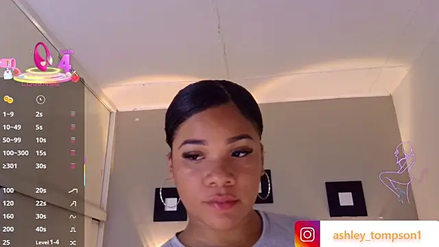 ashley Tompson1 online show from February 26, 2025, 12:36 pm