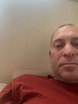 Snapshot of meateater1 chatting on May 15, 2026, 8:21 am meateater1 online show from May 15, 2026, 8:21 am