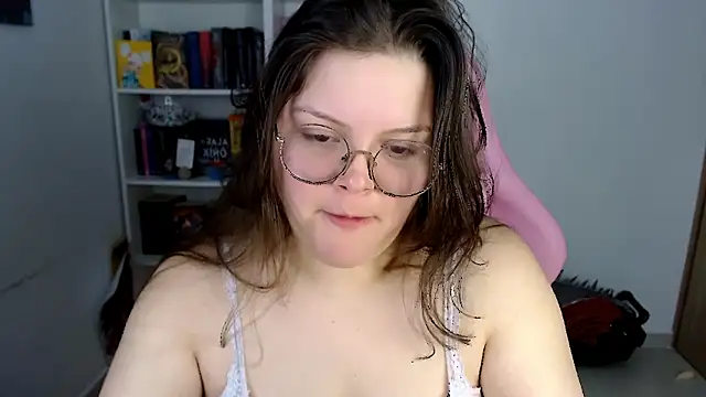 Gabiwaifu online show from February 13, 2026, 7:21 pm