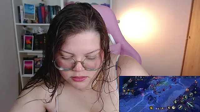 Snapshot of Gabiwaifu chatting on May 3, 2026, 7:53 pm Gabiwaifu online show from May 3, 2026, 7:53 pm