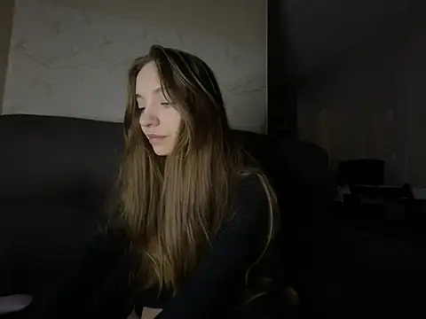 BarbaraFantasy online show from March 1, 2025, 9:15 pm