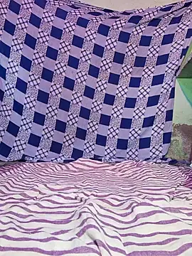 Priya Bong online show from September 16, 2025, 3:29 am