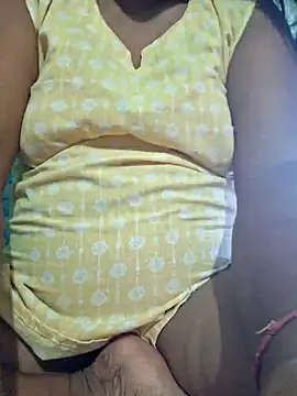 Snapshot of Priya_Bong chatting on July 24, 2026, 11:30 am Priya Bong online show from July 24, 2026, 11:30 am