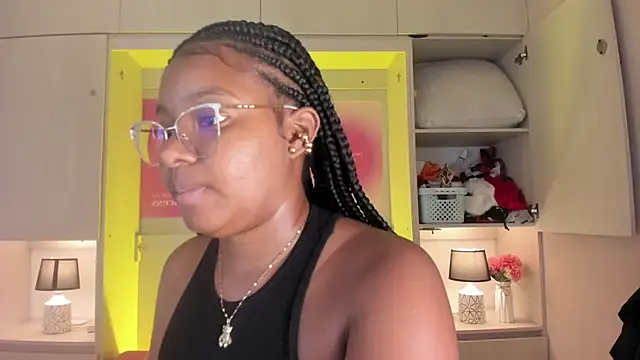 tamaraa smiith online show from March 7, 2026, 8:17 pm