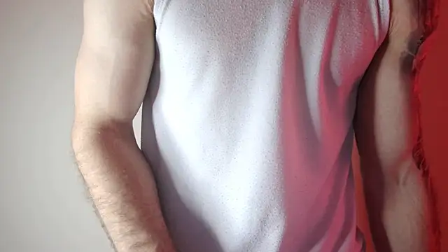 Snapshot of Kenner_fox77 chatting on February 13, 2025, 4:07 pm Kenner fox77 online show from February 13, 2025, 4:07 pm