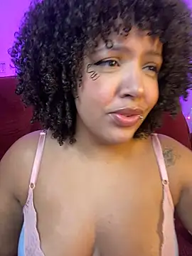 Snapshot of 99_Lilith chatting on June 18, 2026, 12:33 am 99 Lilith online show from June 18, 2026, 12:33 am