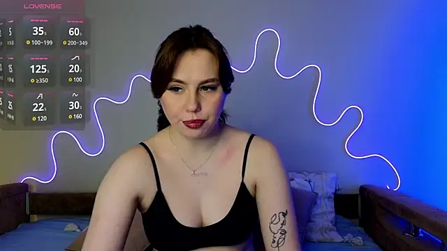 Aisha Riley online show from March 3, 2025, 1:53 pm