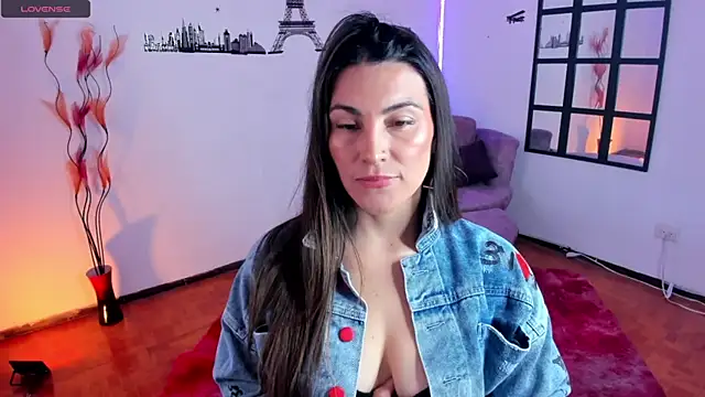 Snapshot of Elizabeth_taylor_b chatting on March 6, 2025, 5:22 pm Elizabeth taylor b online show from March 6, 2025, 5:22 pm