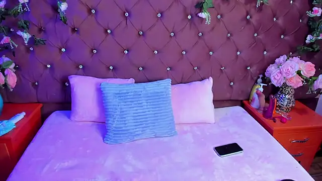 Snapshot of milly_print chatting on September 17, 2025, 3:30 am milly print online show from September 17, 2025, 3:30 am