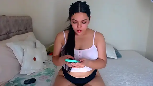 Sara-04 online show from July 27, 2026, 10:28 pm