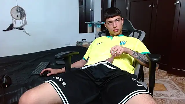 aaron blug online show from January 20, 2025, 11:21 pm