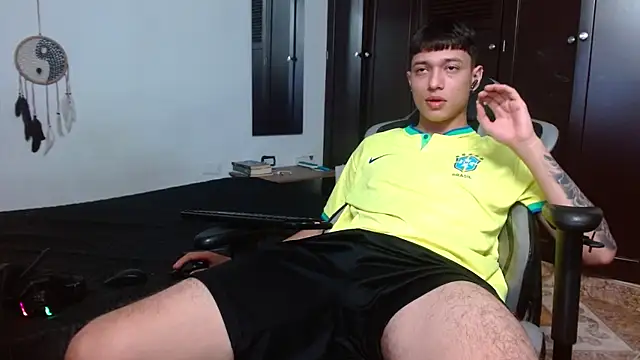 aaron blug online show from February 7, 2025, 7:07 am