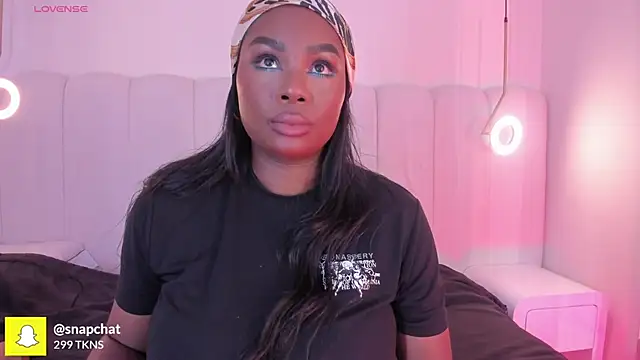  huge boobs ebony online show from March 7, 2026, 7:44 pm