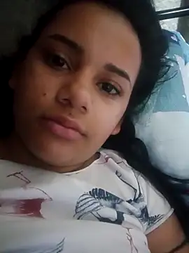 Snapshot of _Miaaleon chatting on February 22, 2025, 10:29 am Miaaleon online show from February 22, 2025, 10:29 am