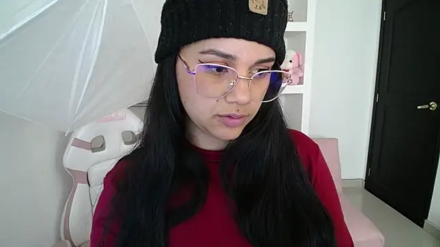 Snapshot of _Miaaleon chatting on February 25, 2025, 10:04 am Miaaleon online show from February 25, 2025, 10:04 am