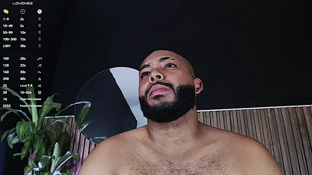 Snapshot of DilanJonnes_ chatting on December 15, 2024, 2:41 am DilanJonnes online show from December 15, 2024, 2:41 am