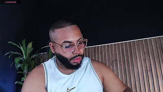 Snapshot of DilanJonnes_ chatting on December 31, 2024, 8:56 pm DilanJonnes online show from December 31, 2024, 8:56 pm