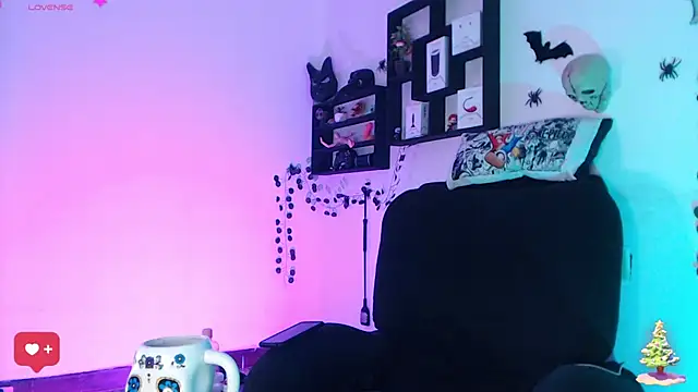 Snapshot of Ash_gusbig chatting on December 20, 2024, 3:14 am Ash gusbig online show from December 20, 2024, 3:14 am