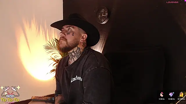 Snapshot of Ash_gusbig chatting on January 14, 2025, 2:19 am Ash gusbig online show from January 14, 2025, 2:19 am