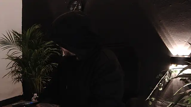 Snapshot of Ash_gusbig chatting on January 31, 2025, 2:37 am Ash gusbig online show from January 31, 2025, 2:37 am