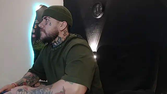 Snapshot of Ash_gusbig chatting on March 21, 2025, 1:34 am Ash gusbig online show from March 21, 2025, 1:34 am