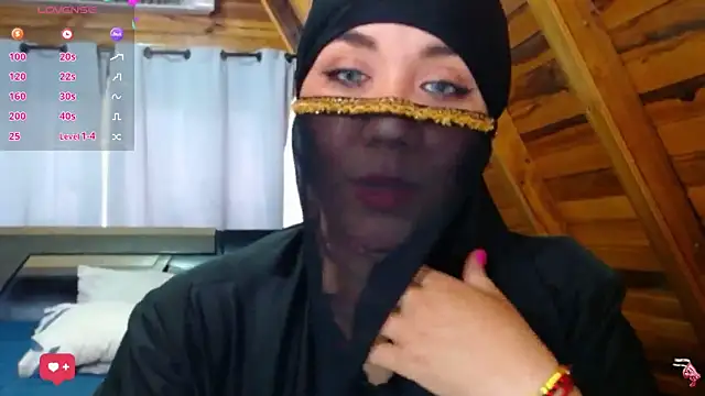 AmbarBurhan online show from November 13, 2025, 4:28 pm