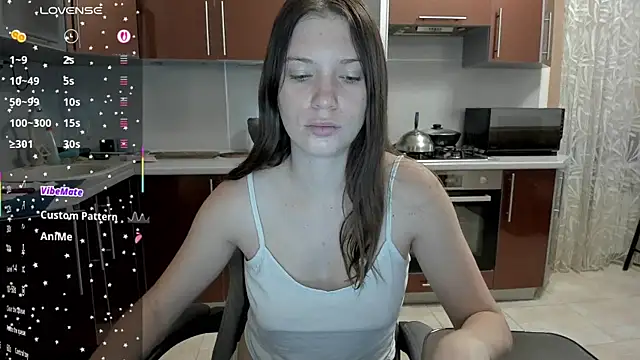  BondiXUrban  online show from November 14, 2025, 4:55 am