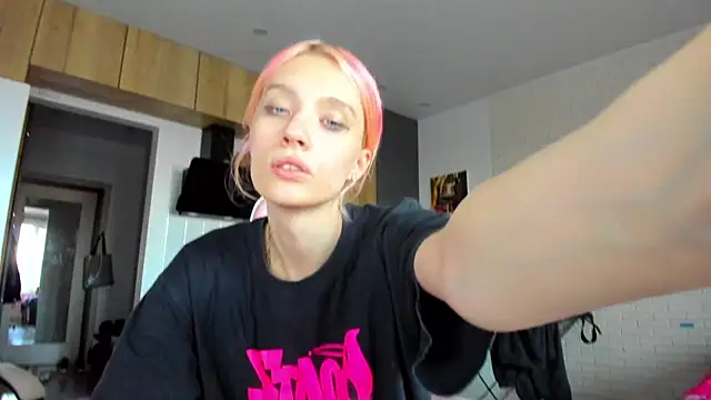 Snapshot of _Alice_Kitty chatting on June 26, 2026, 5:06 pm Alice Kitty online show from June 26, 2026, 5:06 pm