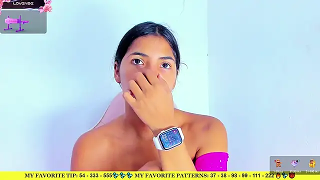 AriannaLewiis online show from May 4, 2026, 7:54 pm