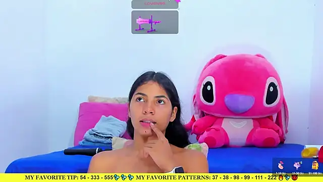 AriannaLewiis online show from May 11, 2026, 7:55 pm