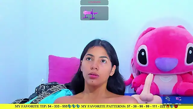 AriannaLewiis online show from May 18, 2026, 7:41 pm