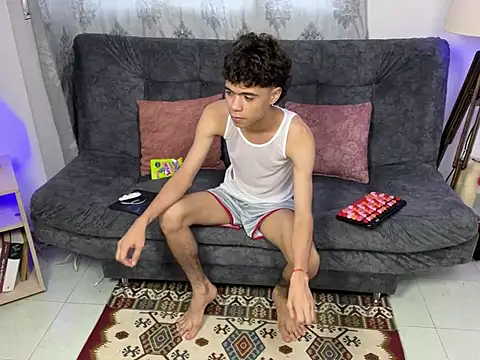MyLatinHotBoys online show from February 23, 2025, 9:37 pm