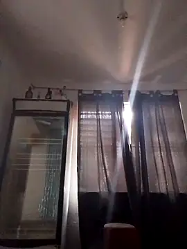 baby liz01 online show from September 14, 2025, 4:06 pm