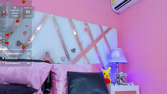 Snapshot of AnngelaSkye chatting on March 12, 2025, 7:02 am AnngelaSkye online show from March 12, 2025, 7:02 am