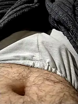 milf hunter 35 online show from April 23, 2026, 10:12 pm