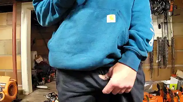 Snapshot of Bigoleslong98765 chatting on November 7, 2025, 6:24 am Bigoleslong98765 online show from November 7, 2025, 6:24 am