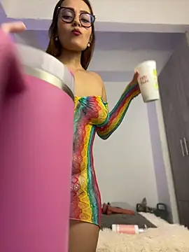 Snapshot of Miss-Abbii chatting on December 17, 2024, 10:54 pm Miss-Abbii online show from December 17, 2024, 10:54 pm