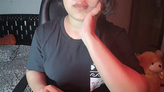 Snapshot of Most-Beautiful-Queen chatting on October 6, 2025, 6:16 pm Most-Beautiful-Queen online show from October 6, 2025, 6:16 pm