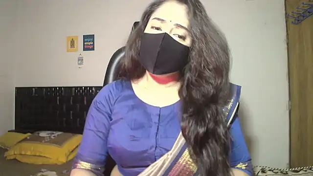 Snapshot of Most-Beautiful-Queen chatting on February 5, 2026, 7:40 pm Most-Beautiful-Queen online show from February 5, 2026, 7:40 pm