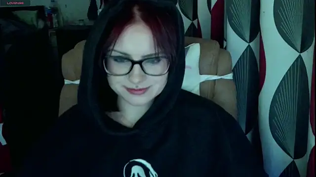 submissiveslut1996 online show from May 2, 2026, 9:42 pm