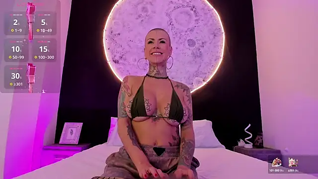 Snapshot of GinebraaFox_ chatting on March 12, 2025, 2:34 pm GinebraaFox online show from March 12, 2025, 2:34 pm