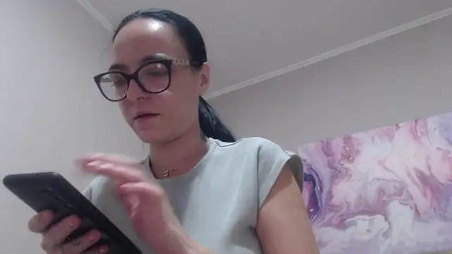 IzabelllNoir online show from June 29, 2026, 5:35 am
