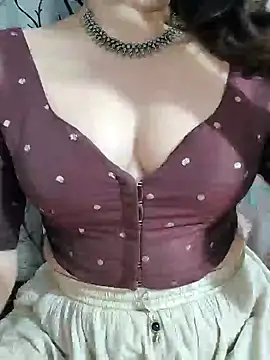 Snapshot of Brown_Maxi chatting on February 16, 2025, 3:27 pm Brown Maxi online show from February 16, 2025, 3:27 pm