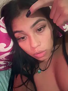 Snapshot of Ceninth chatting on November 18, 2025, 6:23 pm Ceninth online show from November 18, 2025, 6:23 pm