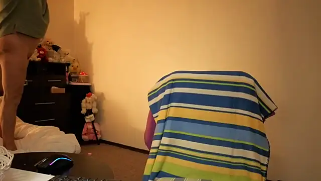 Snapshot of YourDreamLoverr chatting on November 30, 2025, 12:36 am YourDreamLoverr online show from November 30, 2025, 12:36 am