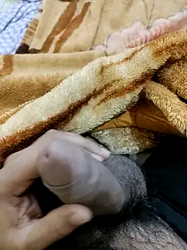 Snapshot of mrmukesh007 chatting on December 17, 2025, 5:41 pm mrmukesh007 online show from December 17, 2025, 5:41 pm